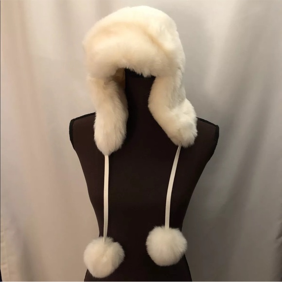 Urban Outfitters Accessories - URBAN OUTFITTERS Womens Faux Fur Trapper Hat White